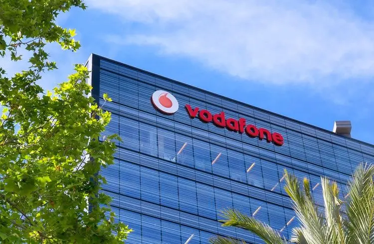 Französischer Milliardär Xavier Niel baut 2,5%ige Beteiligung an Vodafone auf