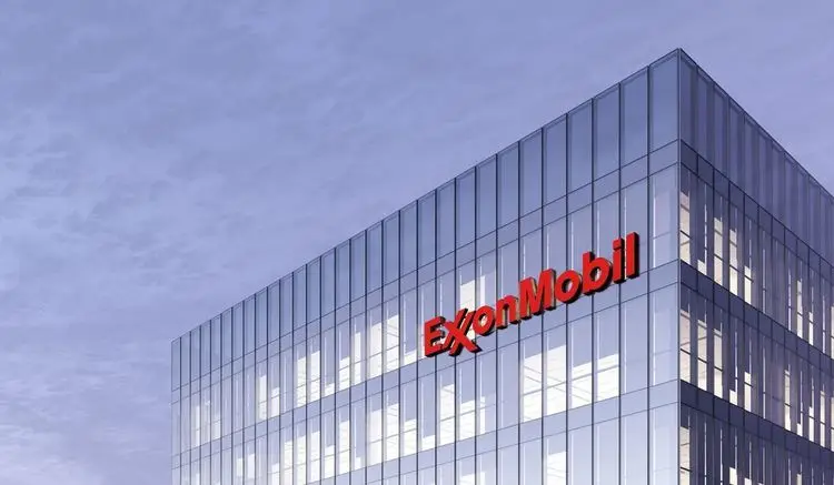 Exxon bietet auf Ölblöcke in Brasilien
