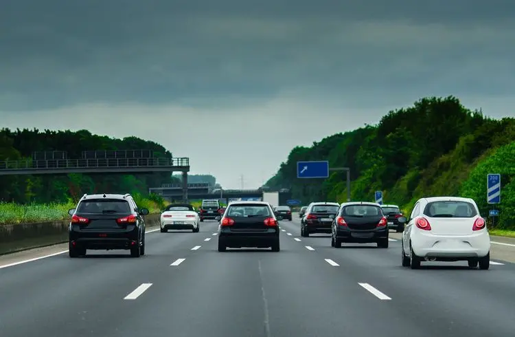 Deutlicher Anstieg bei Auto-Neuzulassungen in Deutschland