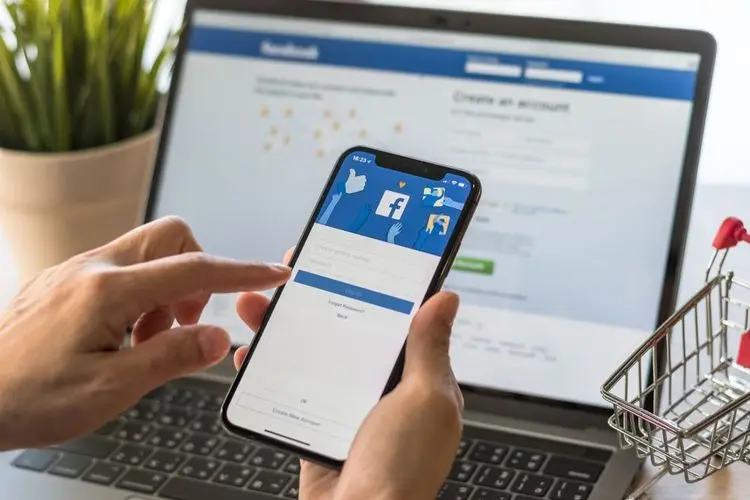 Facebook will Politiker nicht mehr mit Samthandschuhen anfassen