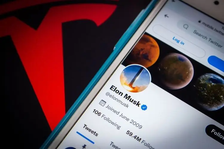 Musk erhöht Twitter-Angebot auf 46,5 Mrd. USD