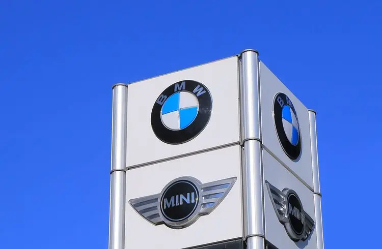 Barclays senkt BMW-Aktienbewertung und Kursziel