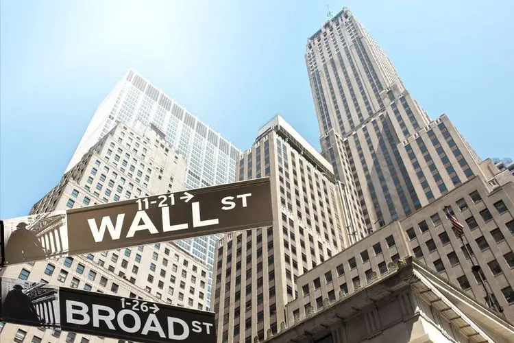 Uneinheitliche US-Wirtschaftsdaten schüren Rezessionsängste an der Wall Street