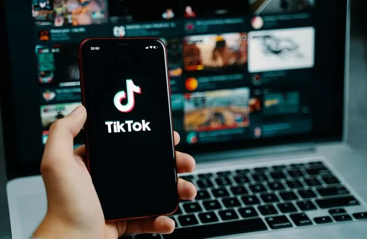 TikTok senkt globale Umsatzziele um mindestens $2 Mrd.