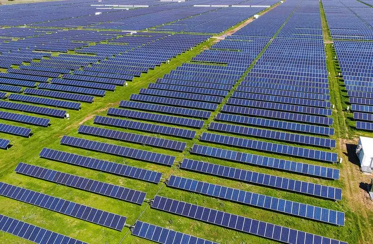 Spannungen um Solarenergie-Ausbau