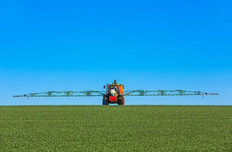 Glyphosat: Kontroverse um ein umstrittenes Herbizid