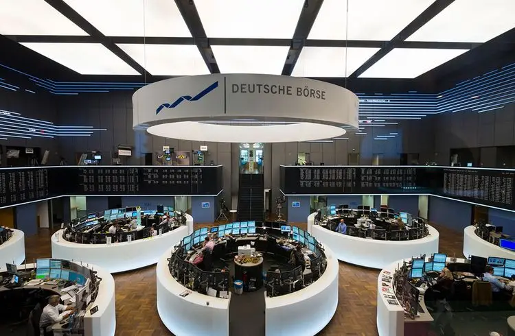 Deutsche Börse prüft Kappungsgrenze für DAX-Unternehmen
