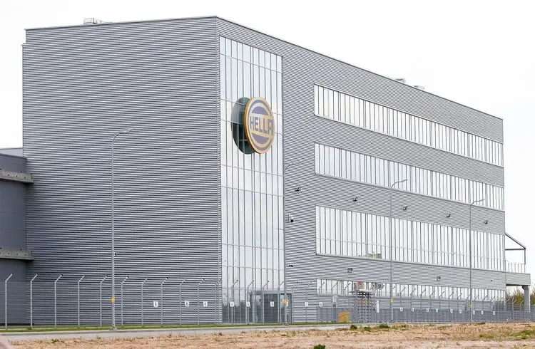 Hella senkt Geschäftserwartungen für 2024