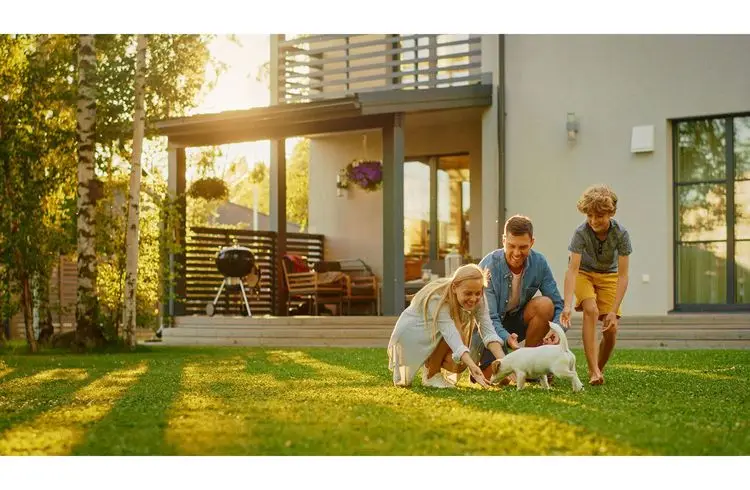 Immobilienübertragung zu Lebzeiten: Planung im Alter