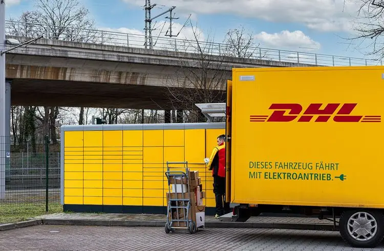 DHL will Post-Automaten ausbauen