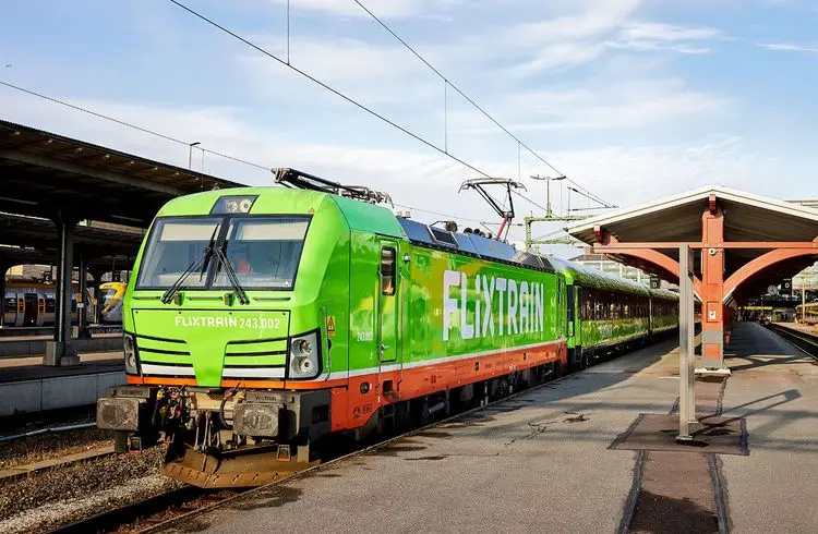 Deutsche Bahn verurteilt: Flixtrain erringt bahnbrechenden Sieg vor Gericht