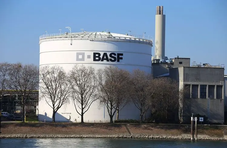 BASF-Chef gestaltet Unternehmenszukunft