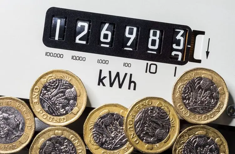 Drohende Strom- und Gaspreiserhöhungen: Auswirkungen der Energiepreisbremse auf Verbraucher