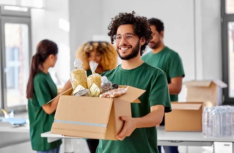 Steuerersparnis durch Spenden: Wie Sie Geld für den guten Zweck nutzen und gleichzeitig Ihre Steuerlast senken