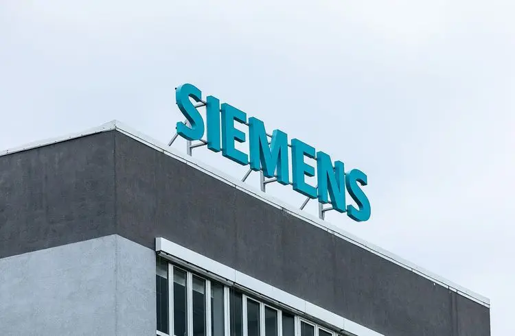 Fast 7% Minus: Siemens schockt Anleger