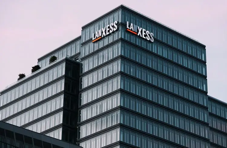Lanxess kündigt massiven Stellenabbau an