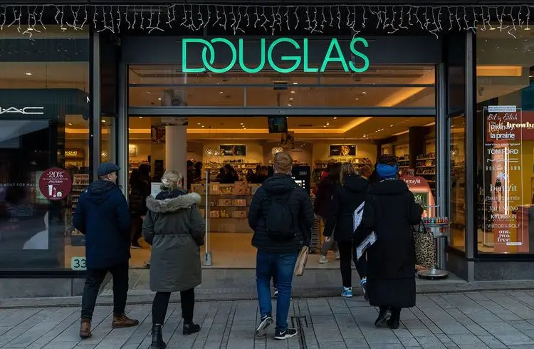 Douglas plant Börsengang im ersten Quartal 2024