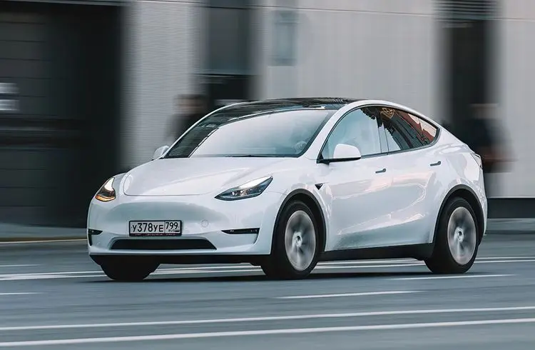 Tesla senkt Preise für Model Y deutlich