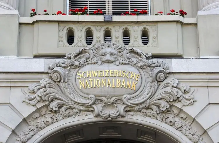 Schweizer Notenbank hält Leitzins stabil